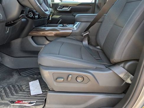New 2026 Chevrolet Silverado 2500 LT w/ Trail Boss Package AWD/4WD image 9