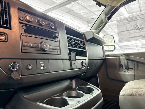 New 2026 Chevrolet Express 2500 w/ Driver Convenience Package image 15