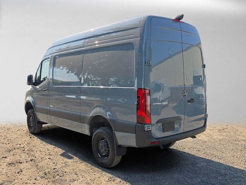 Used 2026 Mercedes-Benz Sprinter 2500 image 4