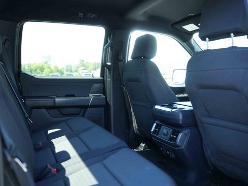 Used 2024 Ford F150 XLT w/ XLT Black Appearance Package AWD/4WD image 18