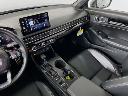 Used 2025 Honda Civic Sport Touring image 29