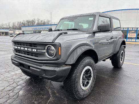 New 2025 Ford Bronco 2-Door w/ Sasquatch Package image 3