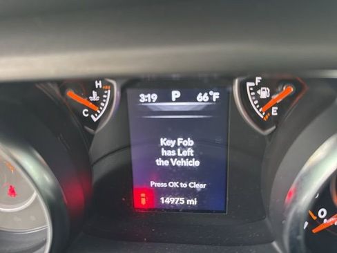 Used 2023 Jeep Wrangler Sport S image 13