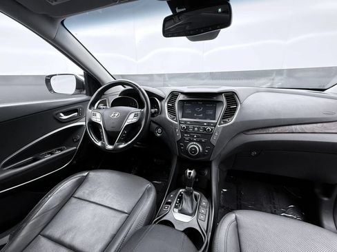 Used 2018 Hyundai Santa Fe Sport w/ 2.0T Ultimate Tech Package 05 AWD/4WD image 12