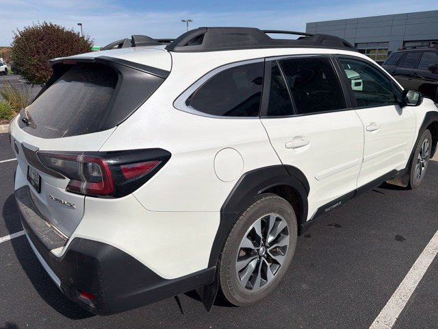 Used 2023 Subaru Outback Limited AWD/4WD image 4