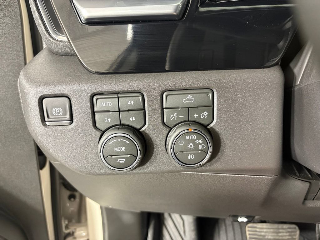 New 2026 Chevrolet Silverado 1500 RST w/ Z71 Off-Road Package AWD/4WD image 31