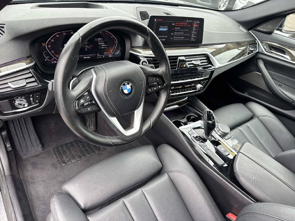 Used 2020 BMW 530i w/ Premium Package RWD image 19