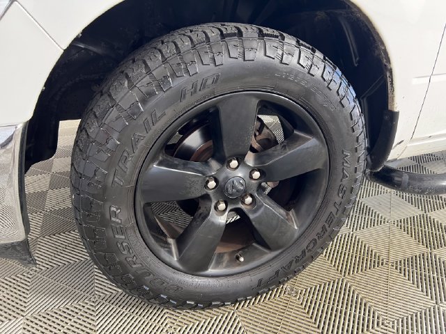 Used 2019 RAM 1500 Classic SLT RWD image 25