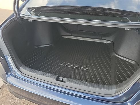Used 2024 Honda Accord EX image 14