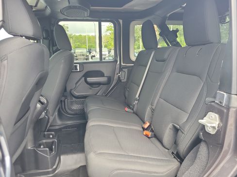 Used 2020 Jeep Wrangler Unlimited Sport S AWD/4WD image 8