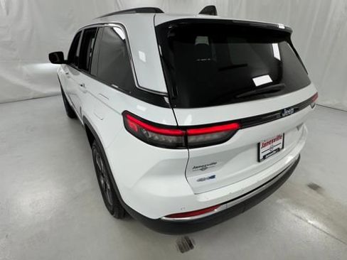 Used 2024 Jeep Grand Cherokee Limited 4xe AWD/4WD image 5