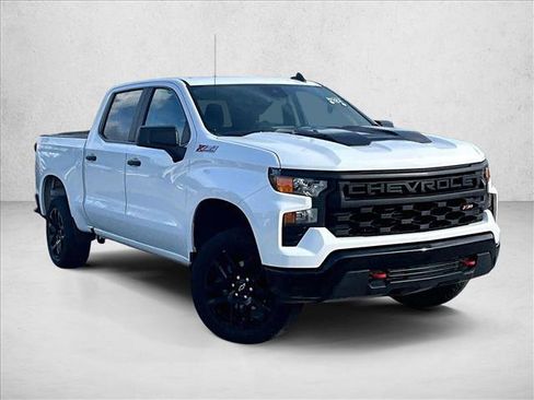 Used 2023 Chevrolet Silverado 1500 Custom Trail Boss AWD/4WD image 12