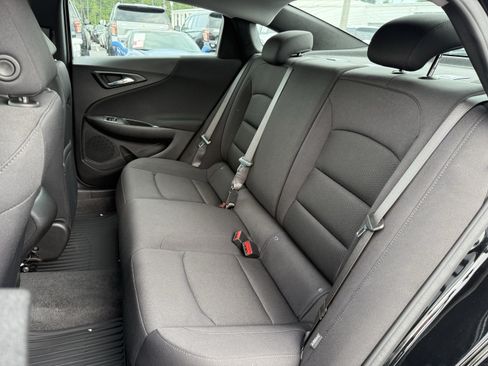 Used 2025 Chevrolet Malibu LS FWD image 30