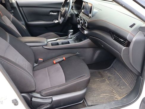 Used 2022 Nissan Sentra SR w/ Midnight Edition FWD image 16