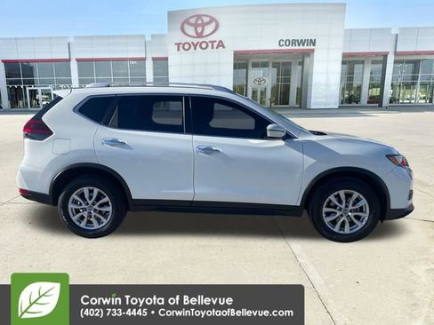 Used 2020 Nissan Rogue SV AWD/4WD image 6