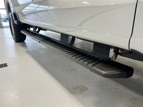 Used 2025 Ford F250 XLT image 36