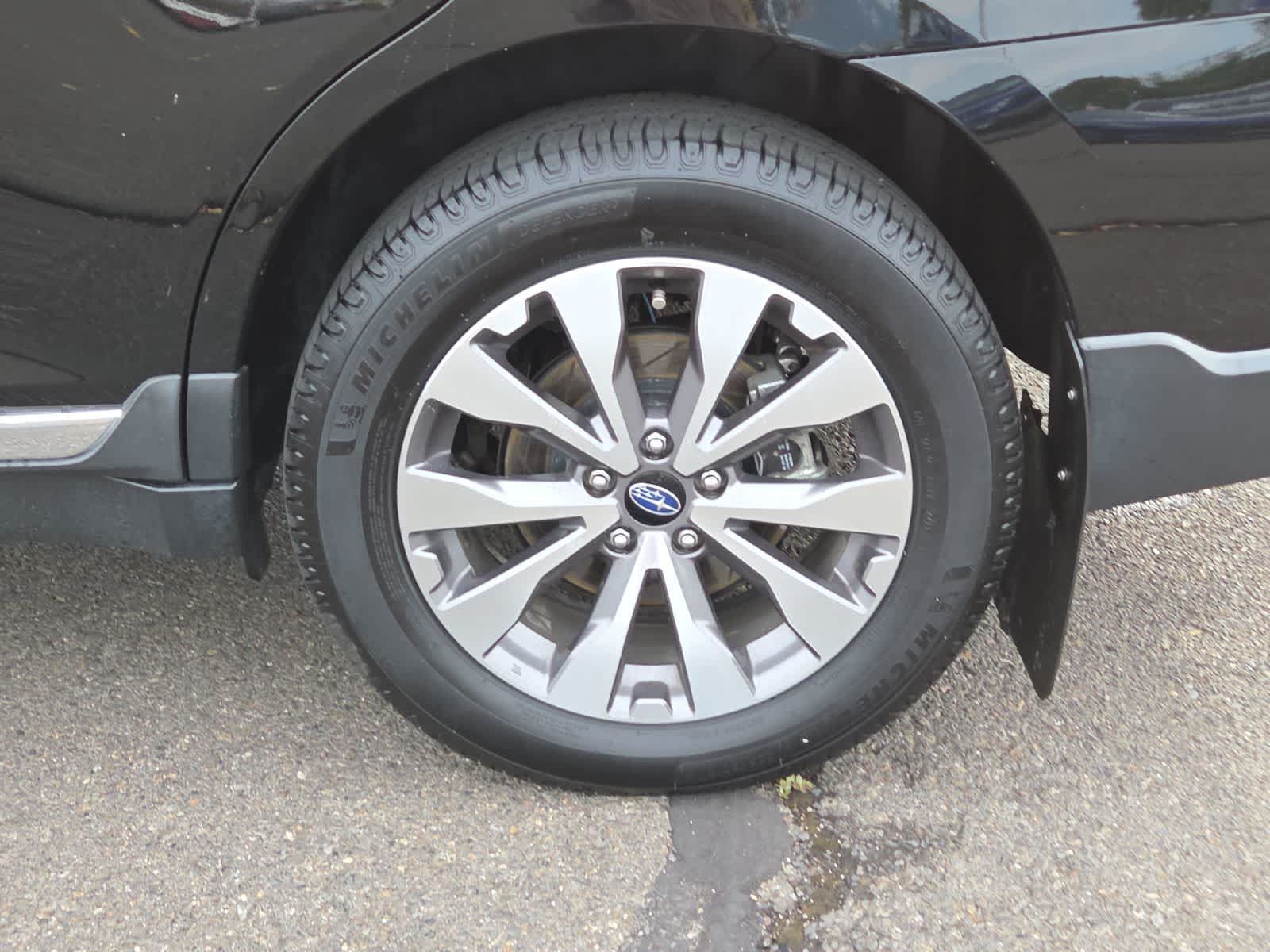 Used 2019 Subaru Outback 3.6R Touring w/ Popular Package #3A AWD/4WD image 16