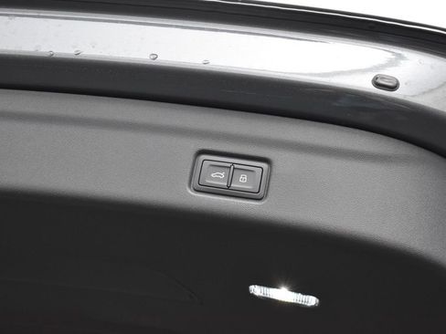 New 2027 Audi SQ6 e-tron Premium Plus AWD/4WD image 19