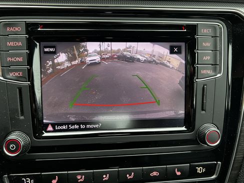 Used 2018 Volkswagen Passat 3.6 SEL Premium image 26