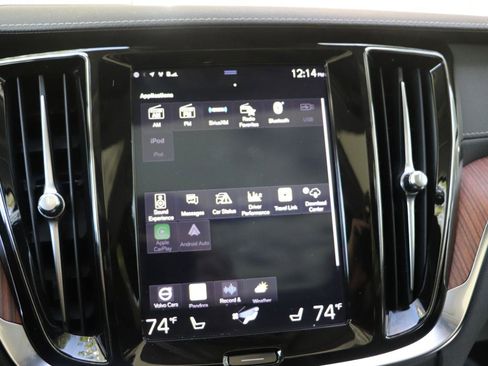Used 2020 Volvo V60 T5 Cross Country AWD/4WD image 22