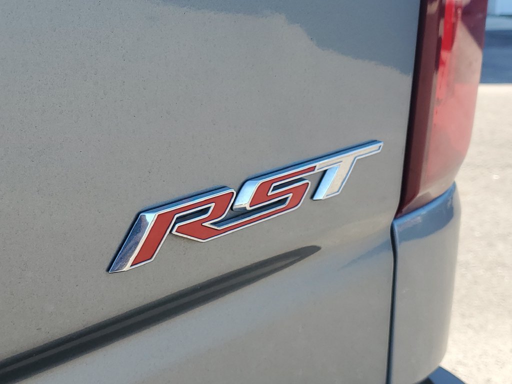 Used 2026 Chevrolet Silverado 1500 RST RWD image 14