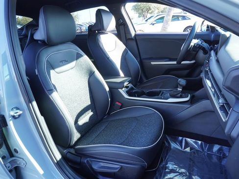 Used 2025 Kia K4 GT-Line image 12