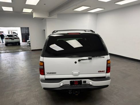 Used 2003 GMC Yukon Denali AWD/4WD image 5