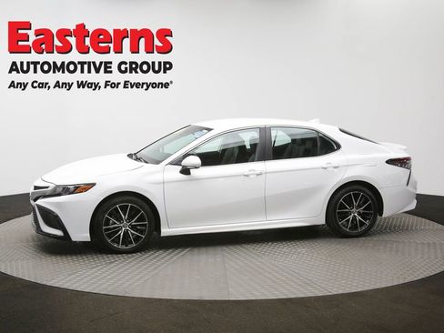 Used 2024 Toyota Camry SE FWD image 57