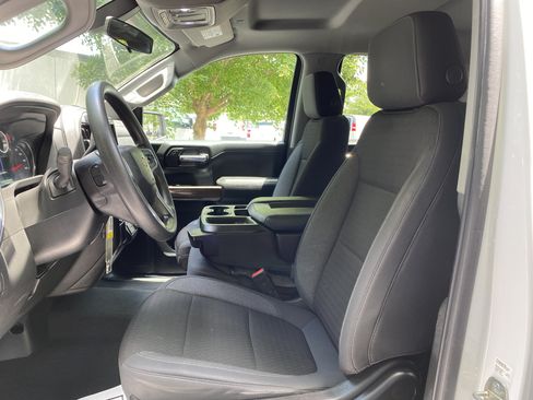 Used 2020 Chevrolet Silverado 1500 LT w/ Trailering Package AWD/4WD image 16