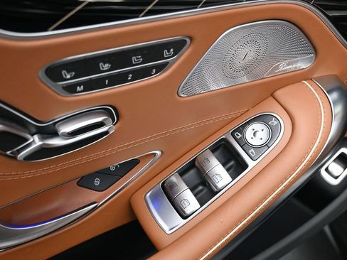 Used 2017 Mercedes-Benz S 550 Cabriolet image 9
