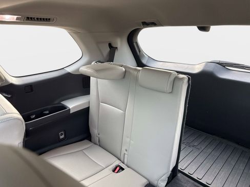 Used 2024 Toyota Grand Highlander Platinum AWD/4WD image 14