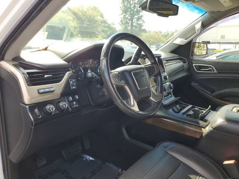 Used 2018 GMC Yukon Denali AWD/4WD image 19