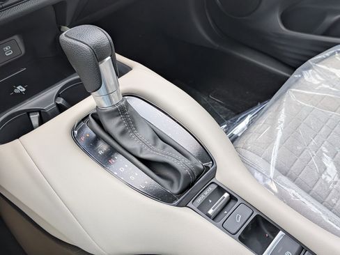 New 2026 Honda HR-V LX image 24