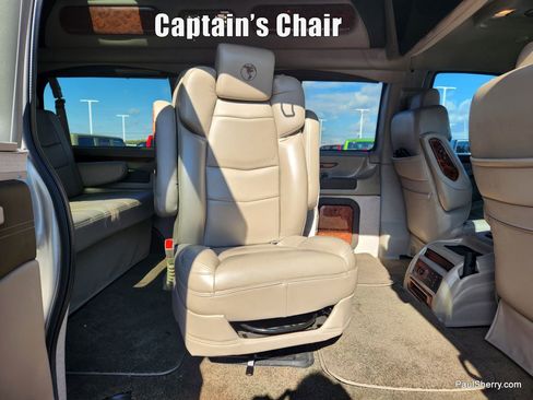 Used 2021 Chevrolet Express 2500 LS w/ Enhanced Convenience Package image 6