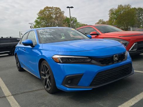 Used 2024 Honda Civic Sport Touring image 1