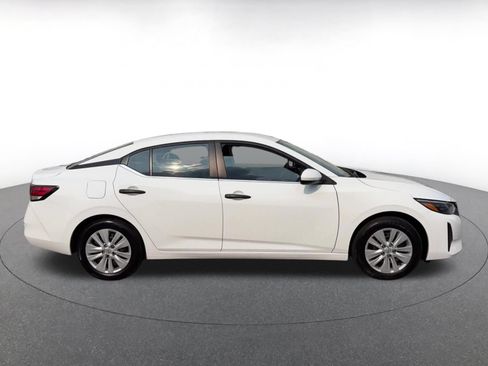 Used 2025 Nissan Sentra S FWD image 13