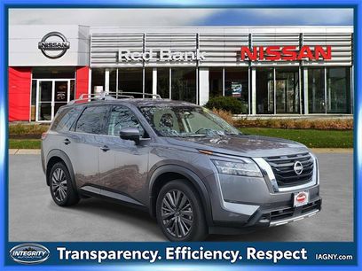 Used 2024 Nissan Pathfinder SL w/ SL Premium Package