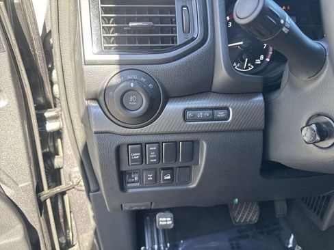 Used 2024 Nissan Titan PRO-4X w/ Pro-4x Convenience Package image 25