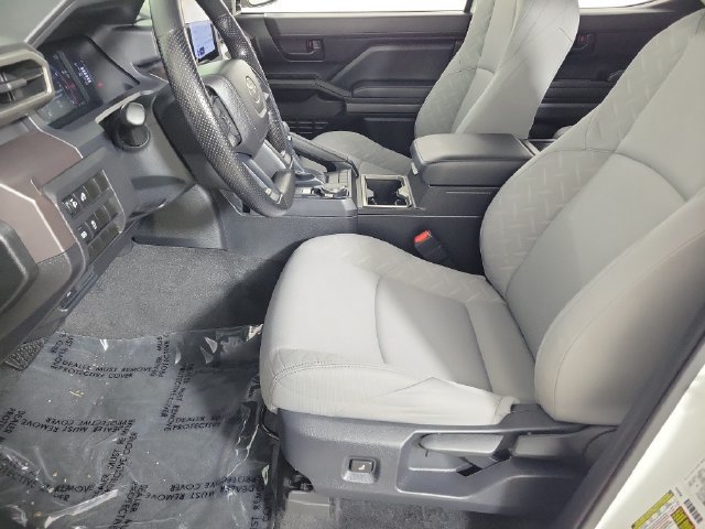 Used 2026 Toyota Tacoma SR5 AWD/4WD image 19