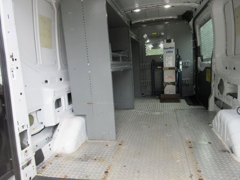 Used 2018 Ford Transit 350 148 Medium Roof RWD image 13