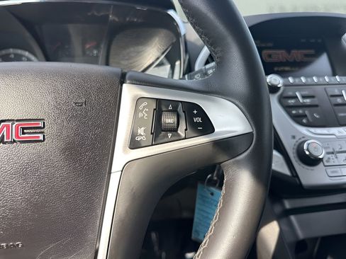Used 2013 GMC Terrain SLT image 15