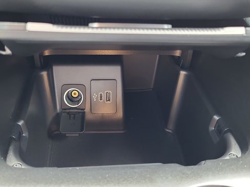 Used 2025 Ford Explorer ST AWD/4WD image 26