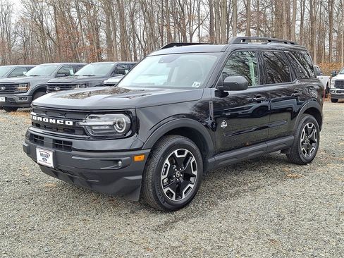 Certified 2024 Ford Bronco Sport Outer Banks w/ Tech Package image 10