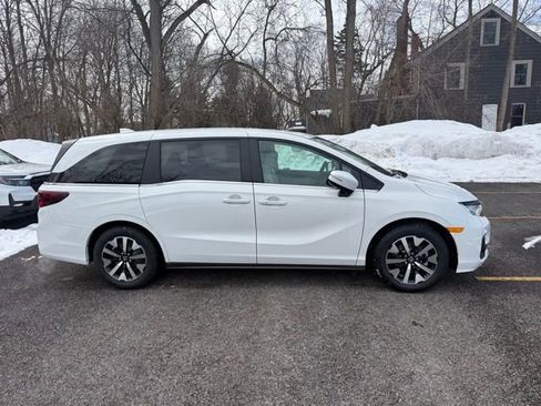 New 2026 Honda Odyssey EX-L image 2