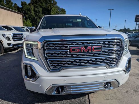 Certified 2022 GMC Sierra 1500 Denali w/ Denali Premium Package AWD/4WD image 6