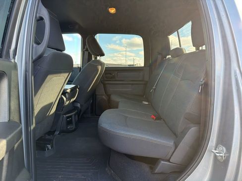 Used 2024 RAM 3500 Tradesman w/ Chrome Appearance Group image 19