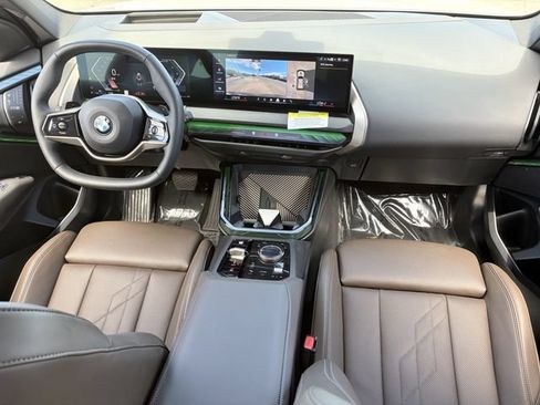 Certified 2025 BMW X3 xDrive30i w/ Premium Package AWD/4WD image 16