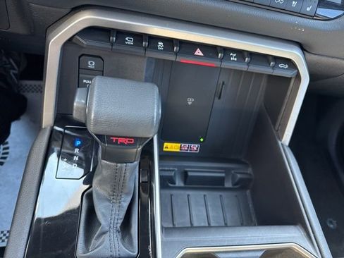 Used 2025 Toyota Tundra Limited w/ TRD Off-Road Package AWD/4WD image 20
