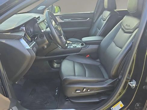 Used 2024 Cadillac XT5 Premium Luxury AWD/4WD image 10