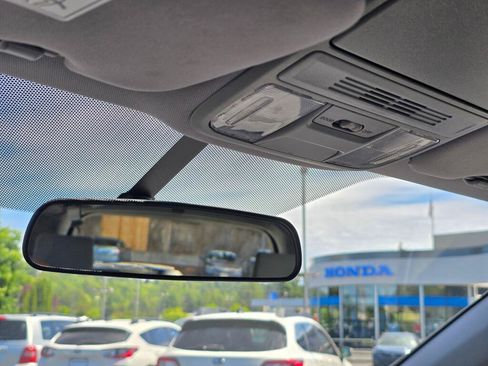 Used 2018 Honda CR-V LX image 25